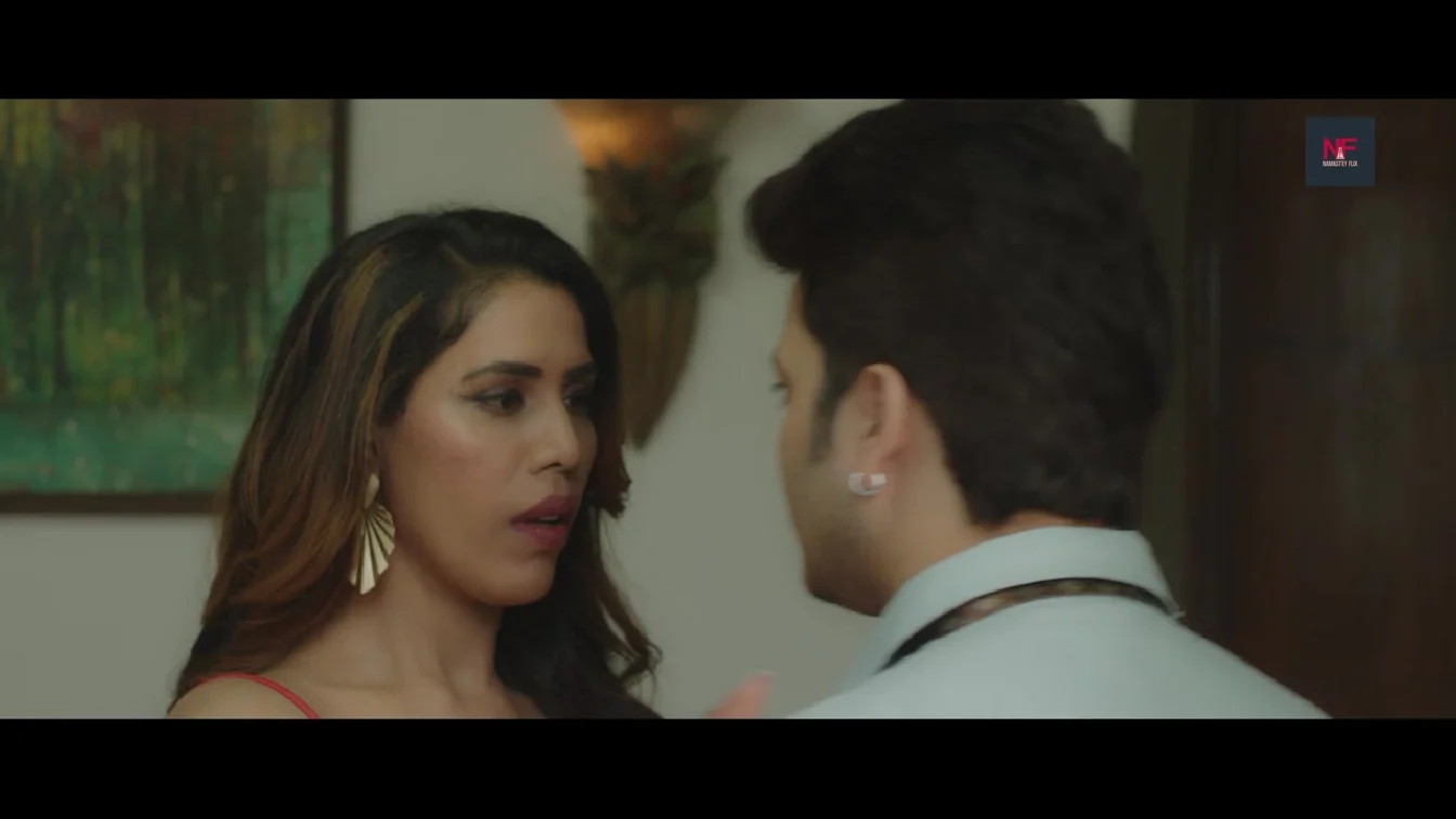 Gharwali Baharwali NamasteyFlix